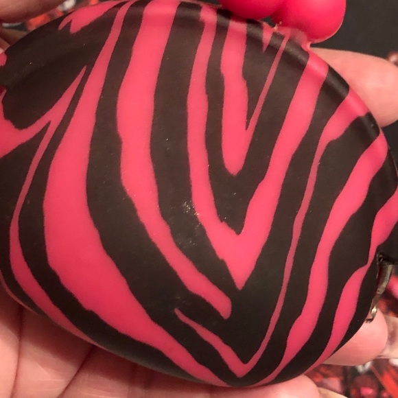Pink Zebra Coin Rubber Snap Purse - Picture 3 of 5
